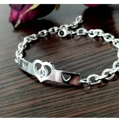دستبند استیل زنانه رنگ ثابت و ضد حساسیت سایز مدیوم رنگ نقره ای